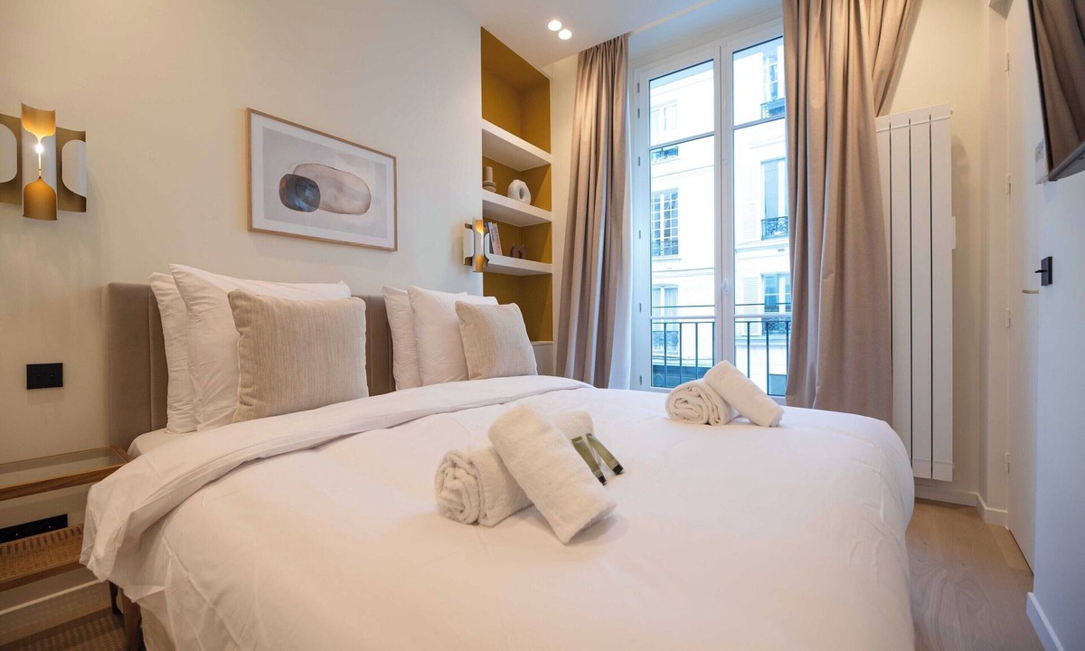 Chaussee-d'Antin Apartment | Elegant Apt With AC - 2br-6p -palais Garnier