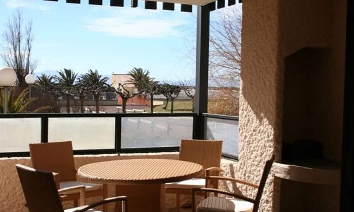 Le Barcares Apartment | Elevated Ground Floor Apartment, 3 Rooms, 6 Sleeps, Pool, Terrace, Parking, Sports Facilities