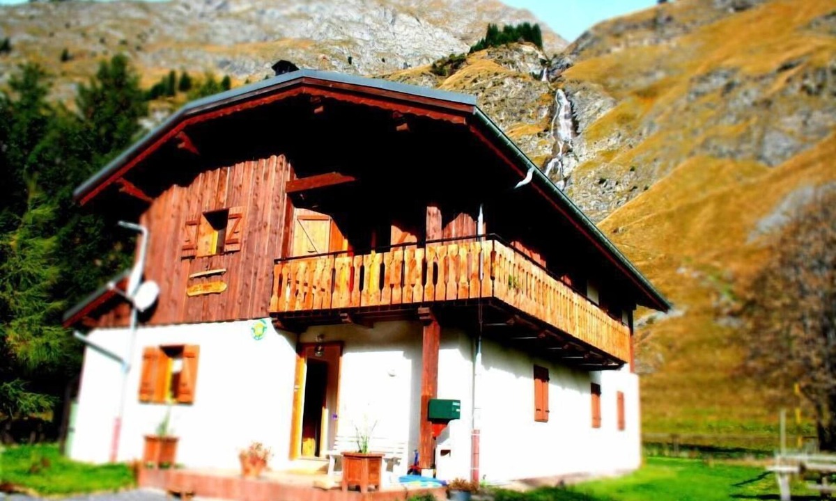 Champagny-en-Vanoise Ski Chalet | Exceptional 300m2 chalet in the heart of the Parc de la Vanoise