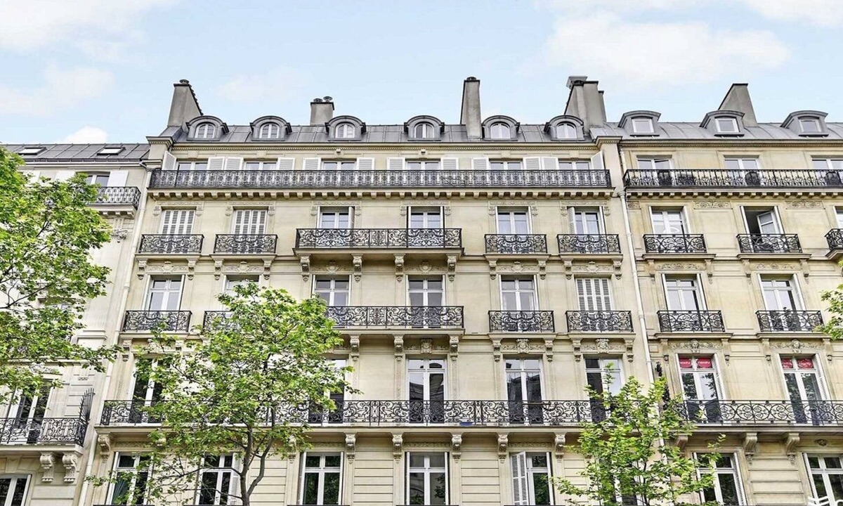 L'Europe Apartment | EXPERIENCE STELLAR LUXURY IN THE CHAMPS ELYSEES-ONCE IN A LIFETIME STAY!