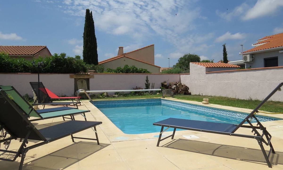 Saint-Hippolyte Villa | Family villa with private pool near beaches