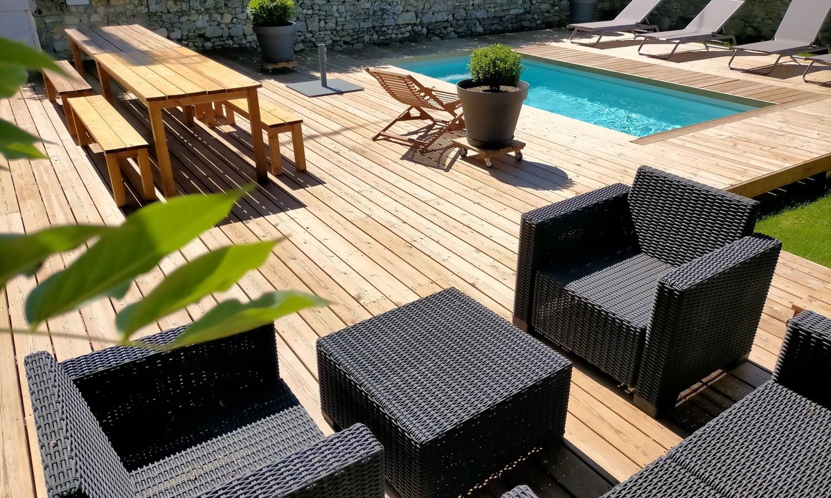 Saint-Germain-dEsteuil House | Family house for 11 in the Médoc