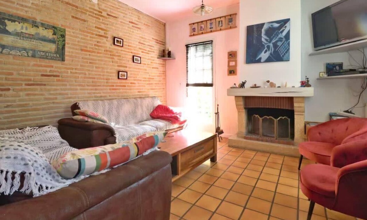 Lugos House | Family house with garden in Lugos