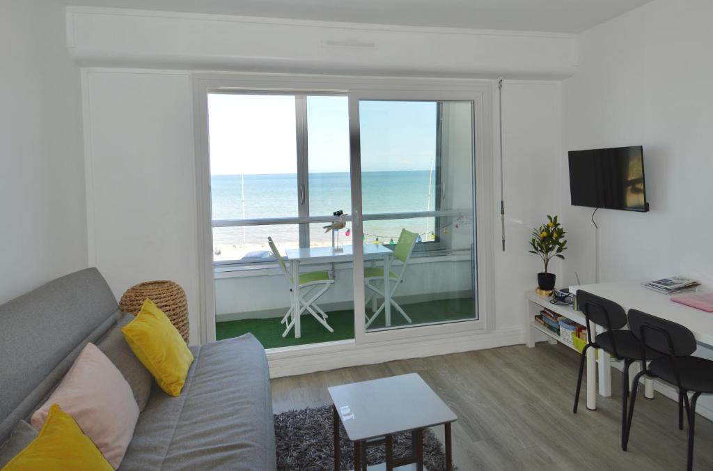 Courseulles-sur-Mer Apartment | Fenêtre sur mer, loggia vue mer en bord de plage