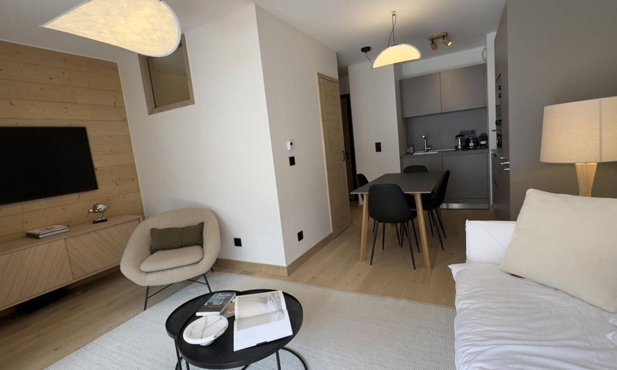 Bergers Apartment | Fitness, swimming pool, sauna, hammam, terrace, tv, ski locker, 43m², Alpe d'Huez