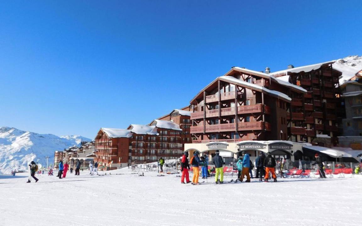 Val-Thorens Apartment | Wifi, ski-in/ski-out & foot of the slopes, fitness, balcony, fireplace or stove, tv, ski locker