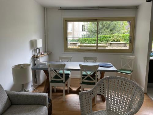 14th Arrondissement Apartment | French Welcome