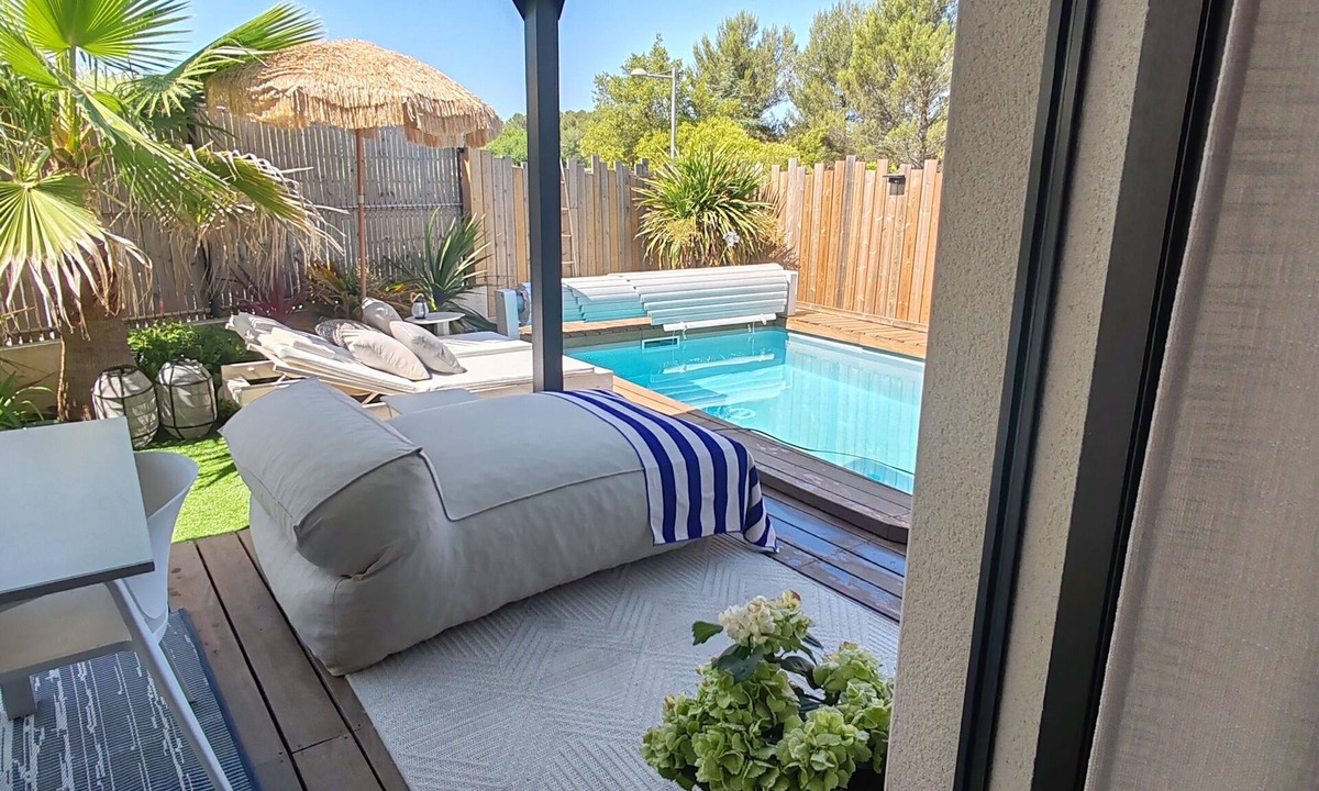 Prades-le-Lez Apartment | Fully equipped, air-conditioned apartment for rent, sleeps 6, with a garden and pool