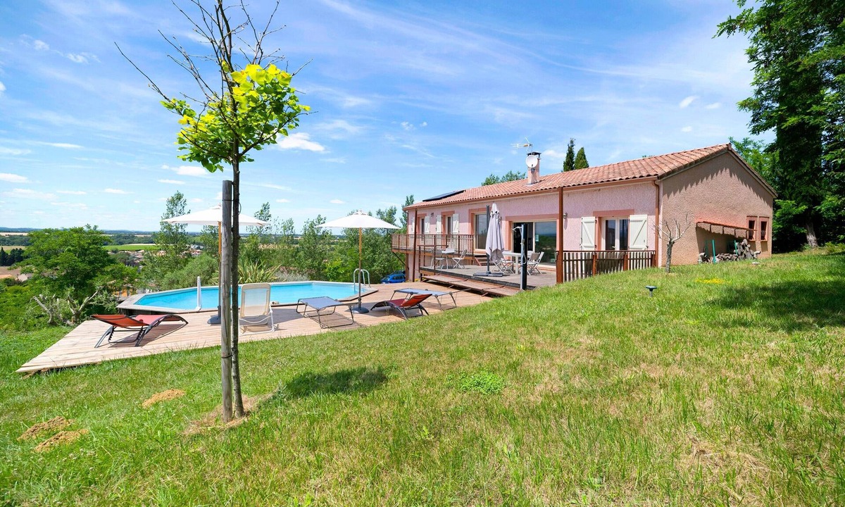 Belpech House | Fully Equipped House with Pool, Stunning Views & Peaceful Setting