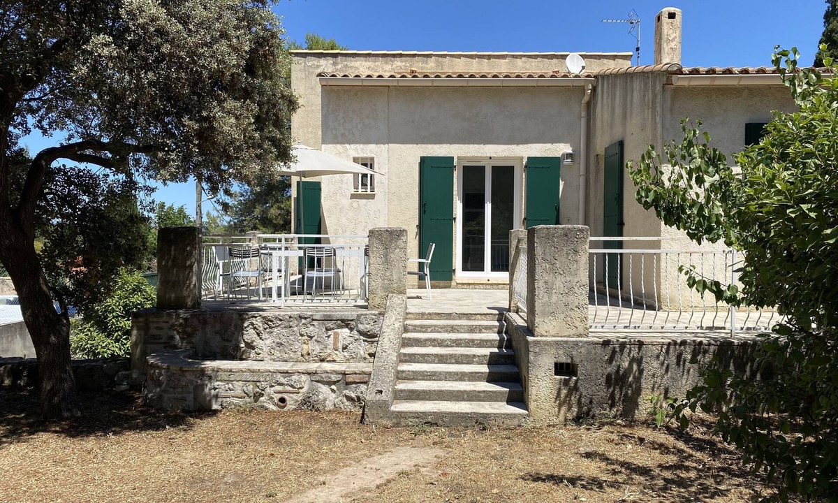 Sussargues Villa | Furnished villa with 5 bedrooms and garden near Montpellier