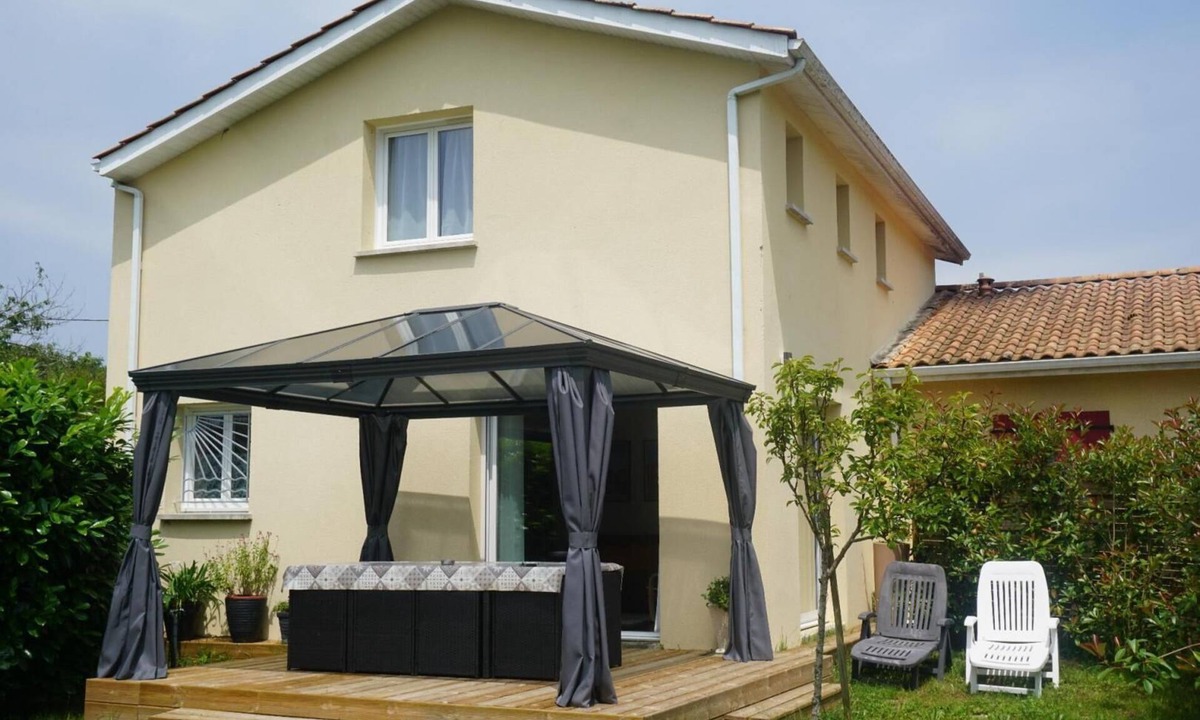 Salignac House | Gîte Akéwa - MARSAS - Gîte