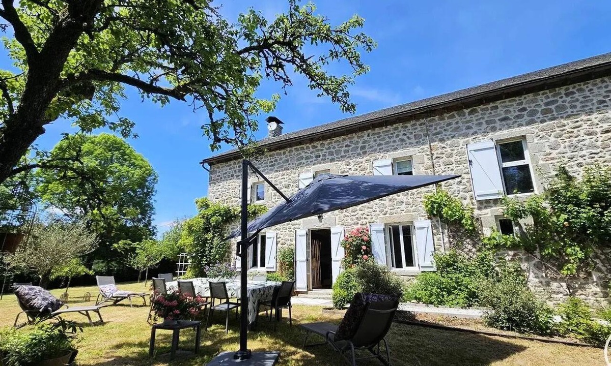 Margerides Villa | Gîte de France (sleeps 8)