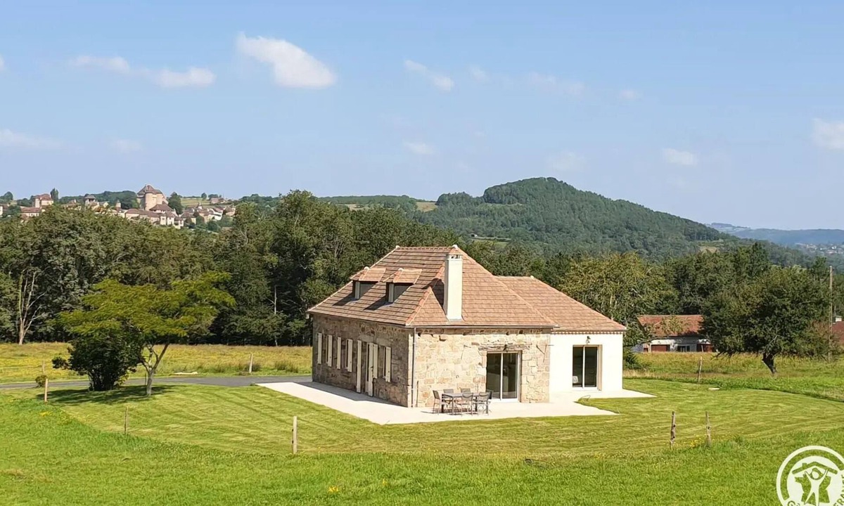 Vegennes Villa | Gîte de France (sleeps 6)