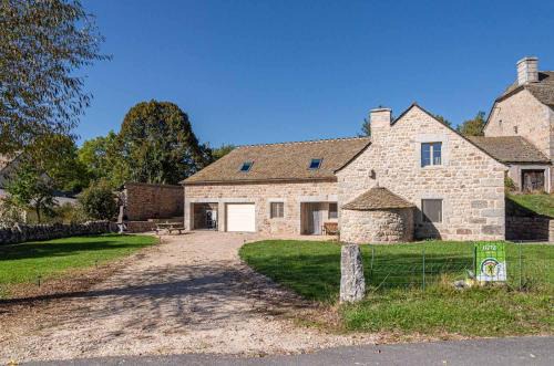 La Fage-Saint-Julien House | Gîte de lachamp