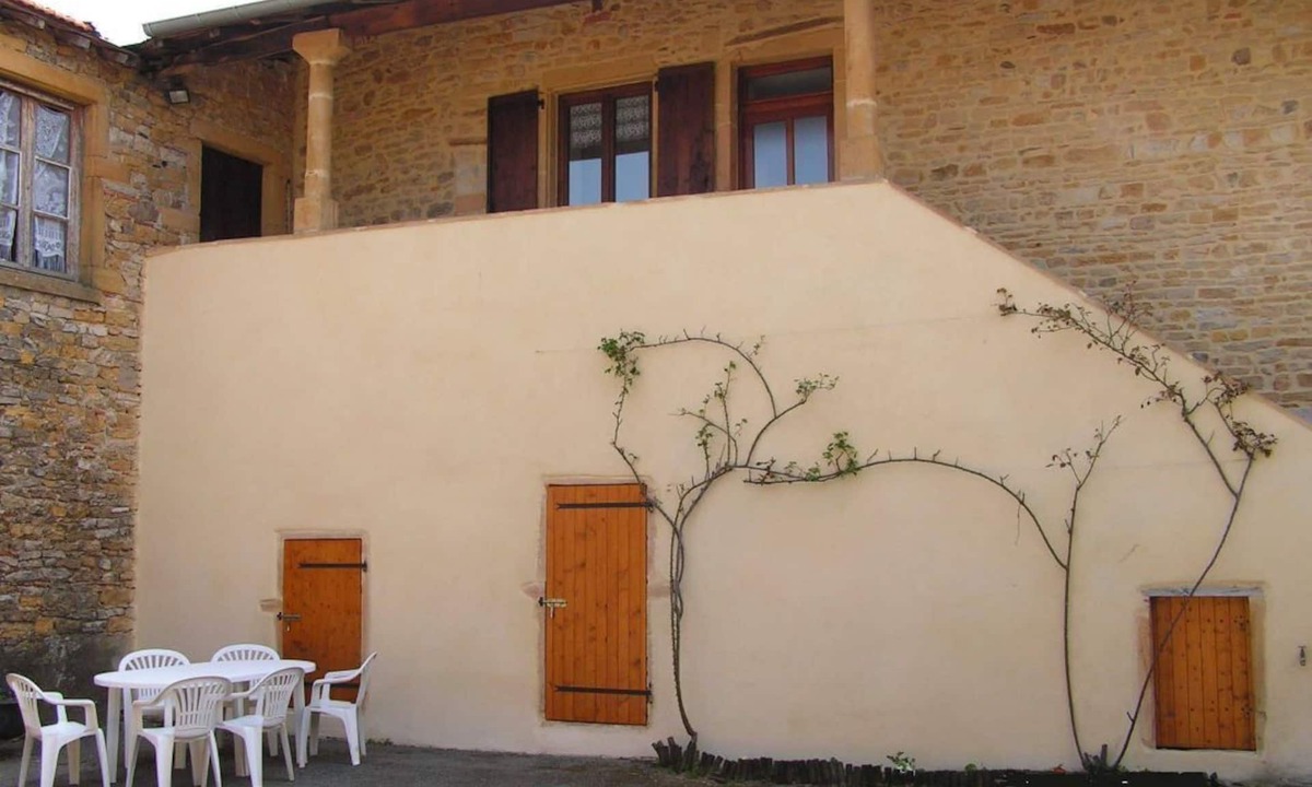 Les Echets House | Gîte des Tuillières - BAGNOLS