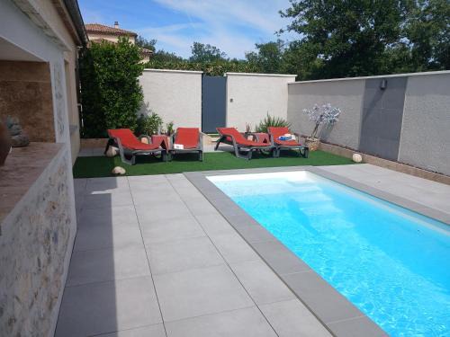 Lussas Villa | Gîte L'Ardétente piscine privée & accès SPA, Adults only, 2 à 4 personnes, Ardèche