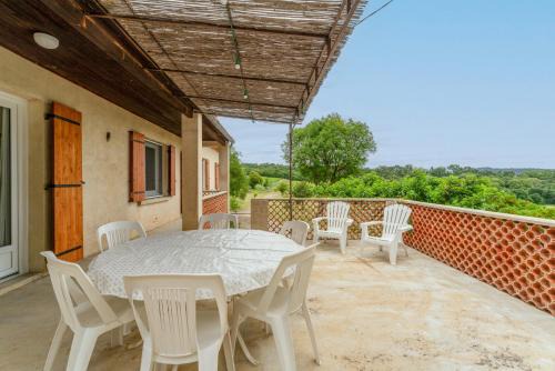 Rousset-les-Vignes House | Gîte La Motette Drôme Provençale