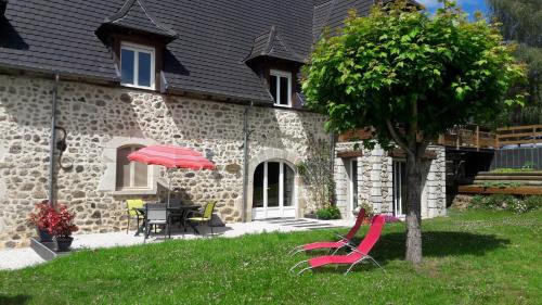 Saint-Mamet-la-Salvetat House | Gîte Le Rosier