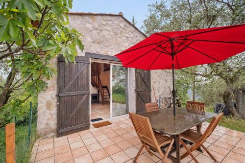 Berre-des-Alpes House | Gîte Les Lys