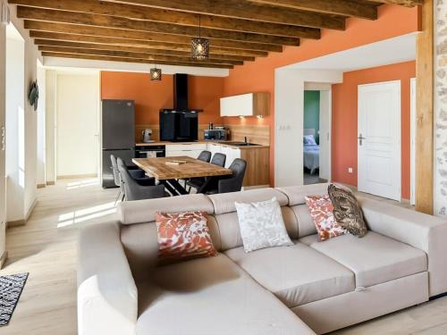 Ladinhac House | Gîte rénové, piscine et grand air - Ladinhac