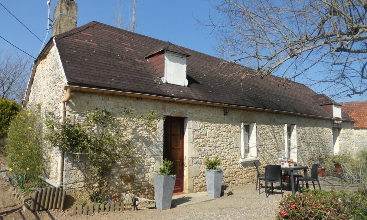 Saint-Denis-les-Martel House | Gîtes de France® - Léontine's lime tree