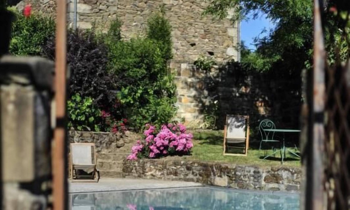 Le Bourg House | Gîtes de France® - Enclos de Malepeyre