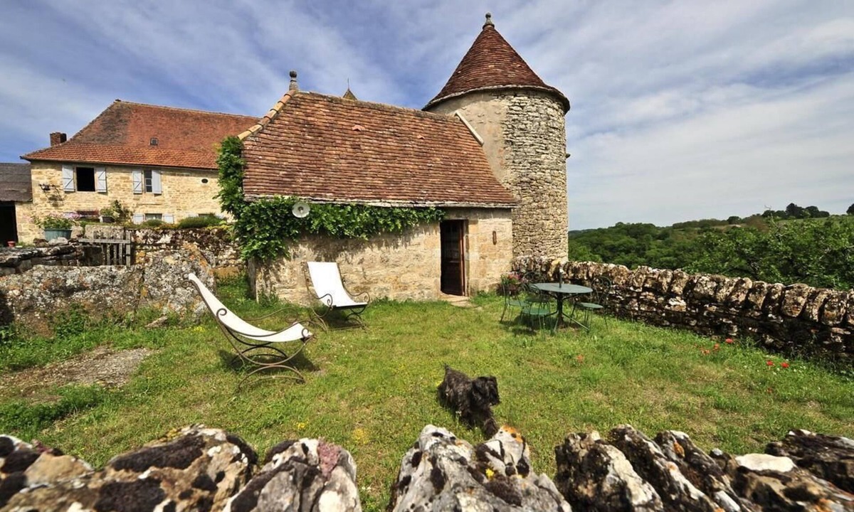 Alvignac House | Gîtes de France® - La Tour de Garde