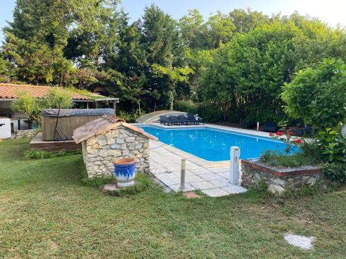 Puygiron House | GITE CLARIMOR