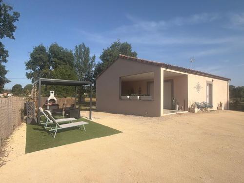 Septfonds House | Gite De La Fontaine Avec Jaccuzi