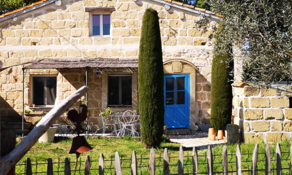 Vauvert House | Gite Font d'Amour 6/8 pers Vauvert Air-conditioned with swimming pool
