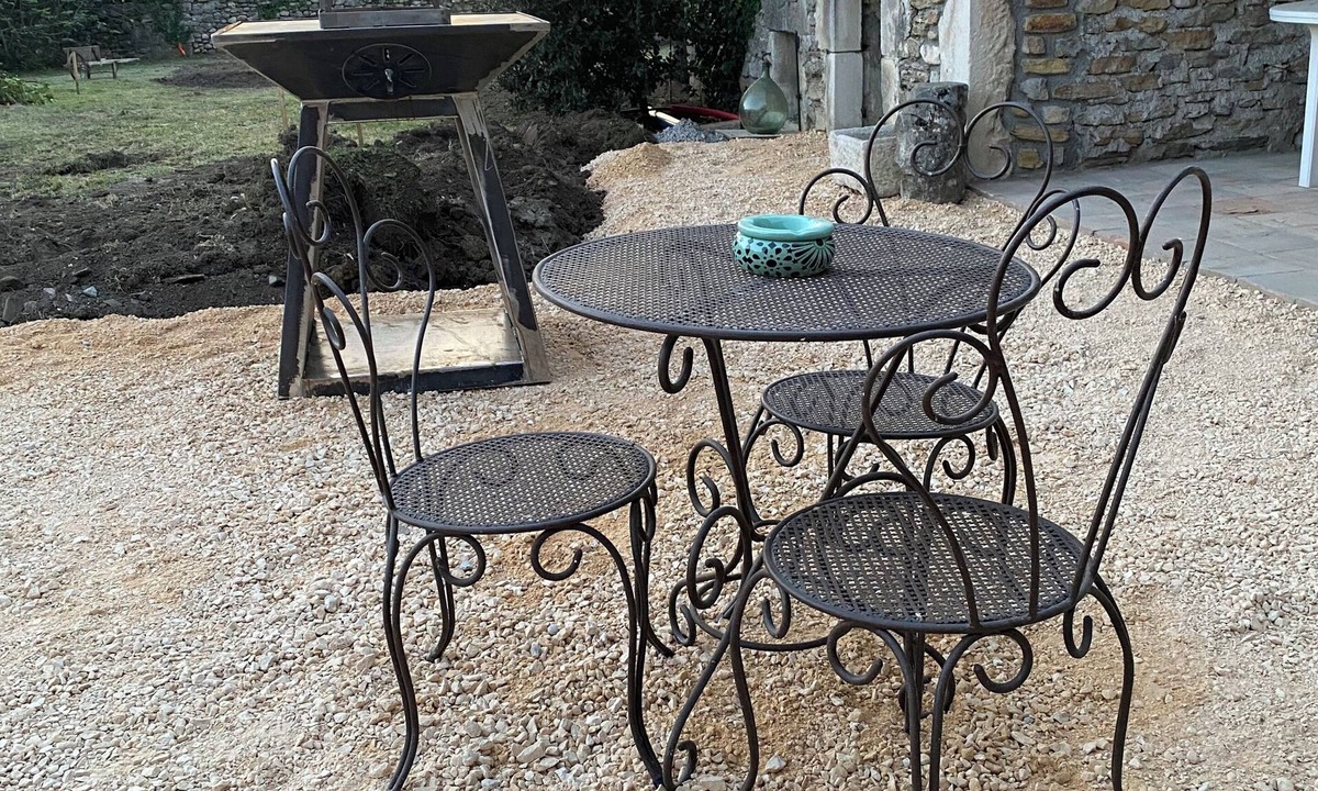 Grospierres House | Gite Le Jardin d'Ôtesse. Comfortable country house (sleeps 3 to 15)
