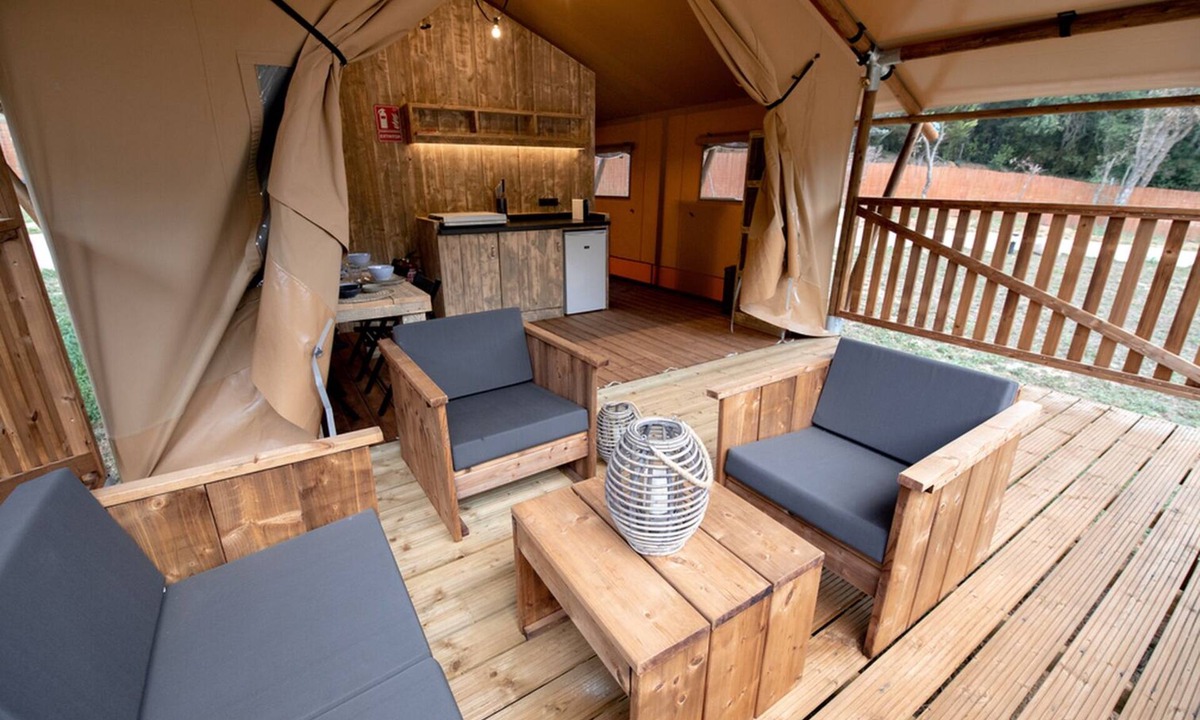 Sant Gregori RV Rental | Glamping Can Bora Lodges