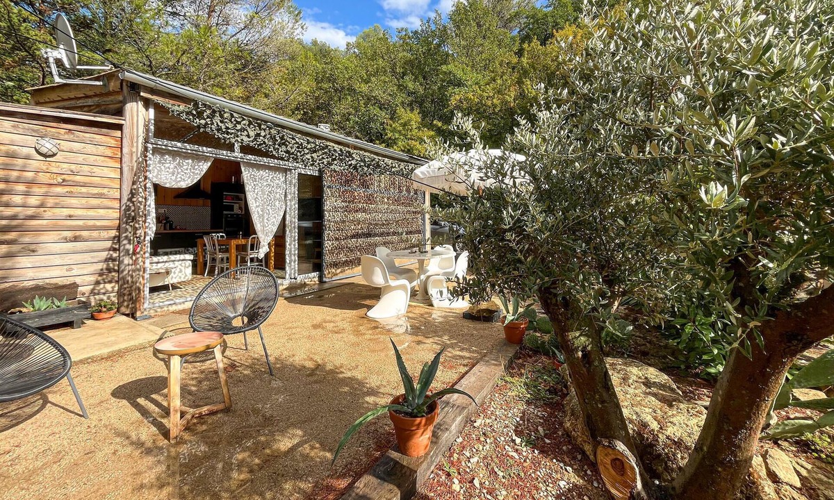 Salon-de-Provence House | Gorgeous home in Salon-de-Provence with house a panoramic view
