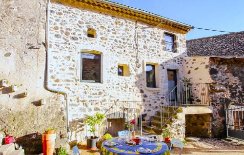 Rochessauve House | Gorgeous Home In Rochessauve With Wifi