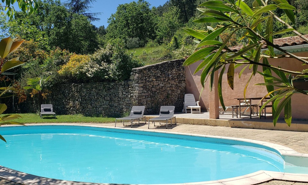 Saint-Paul-le-Jeune RV Rental | Graine d'Etoiles Stone house 6 persons Swimming pool 11m shared South Ardèche