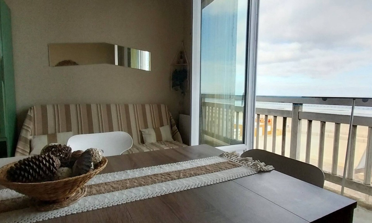 Soulac-sur-Mer Apartment | Grand T2 Appartement Face Océan