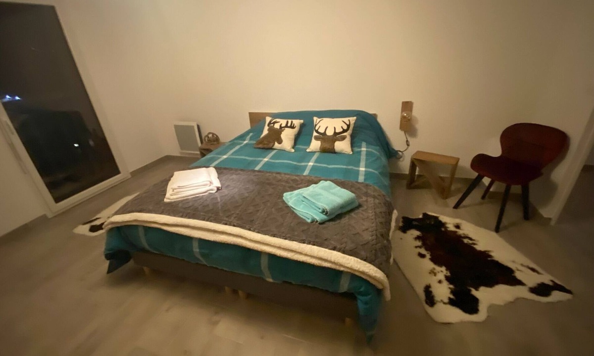 Saint-Etienne-de-Tinee Apartment | Grand T3 duplex new Auron snow view