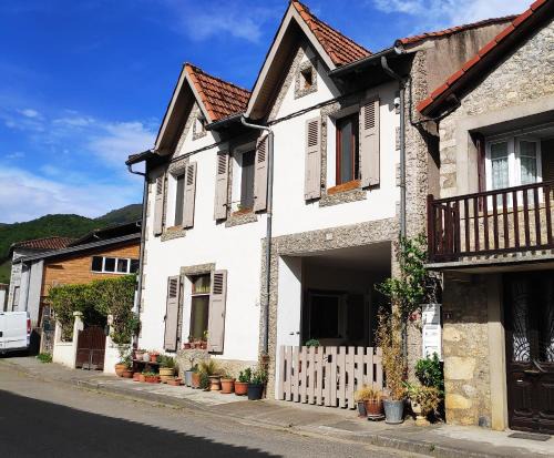Cazavet House | Grande Maison De Village Cazavet