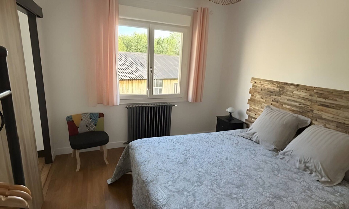 Bugeat Bed & Breakfast | Guest Room "Chambre Arthus"