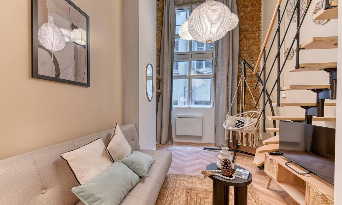 Puvis De Chavannes - Le Lycee Apartment | GuestReady - Delightful stay in the heart of Lyon