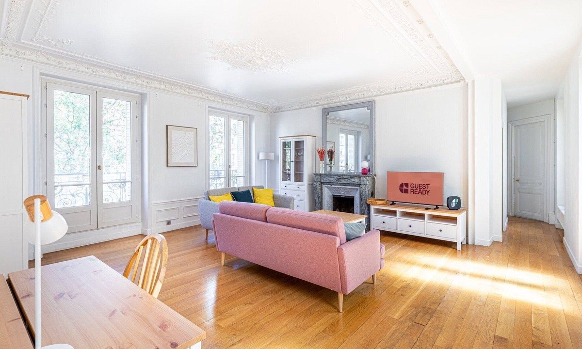 Arts-et-Metiers Apartment | GuestReady - Elegance & Comfort in Central Paris