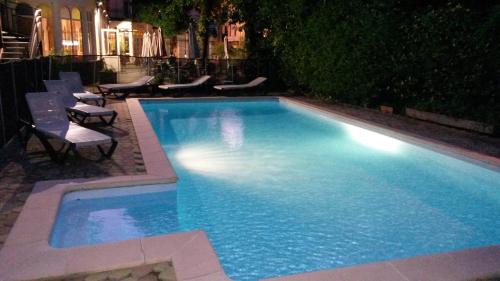 Lacaune Hotel | Hôtel Au Pavillon du Frêne