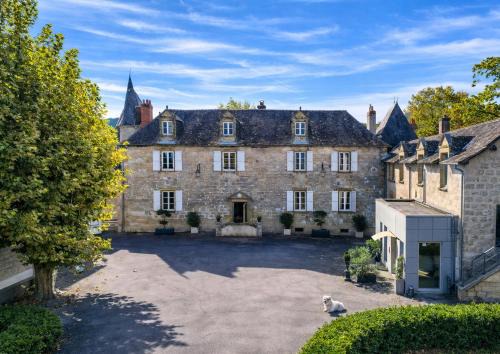 Brive-la-Gaillarde Hotel | Hôtel Château de Lacan