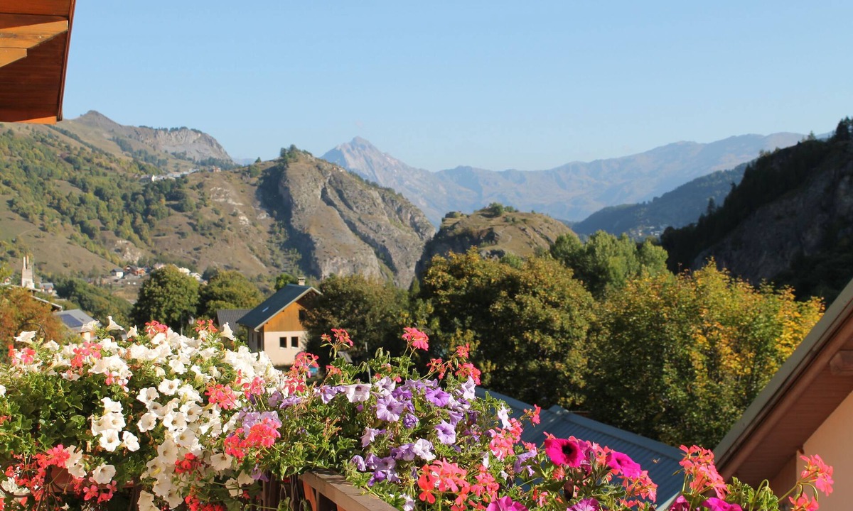 Valloire Hotel | Hôtel du Crêt Rond - Logis