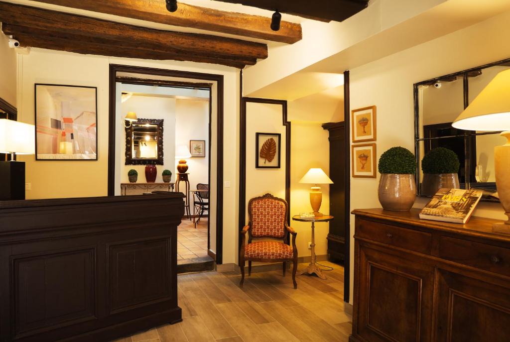 Les Halles Hotel | Hôtel du Cygne Paris