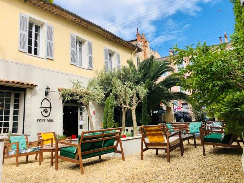 Draguignan Hotel | Hôtel du Parc - Bastide provençale