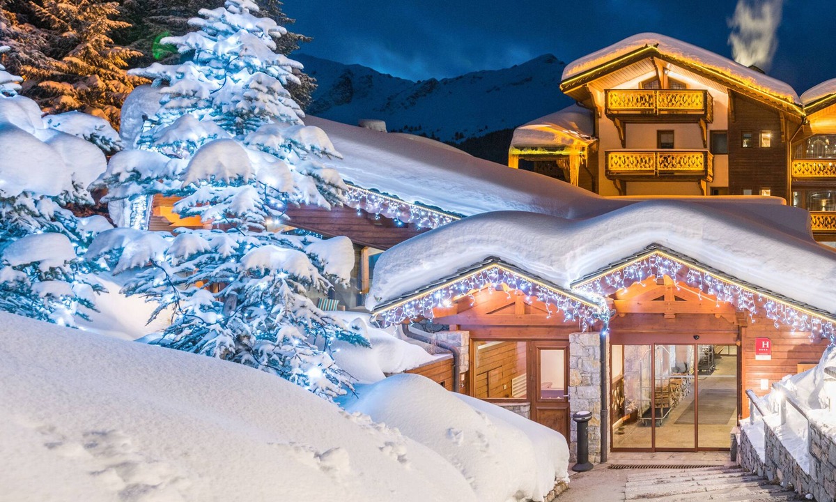 Courchevel Hotel | Hôtel Les Sherpas