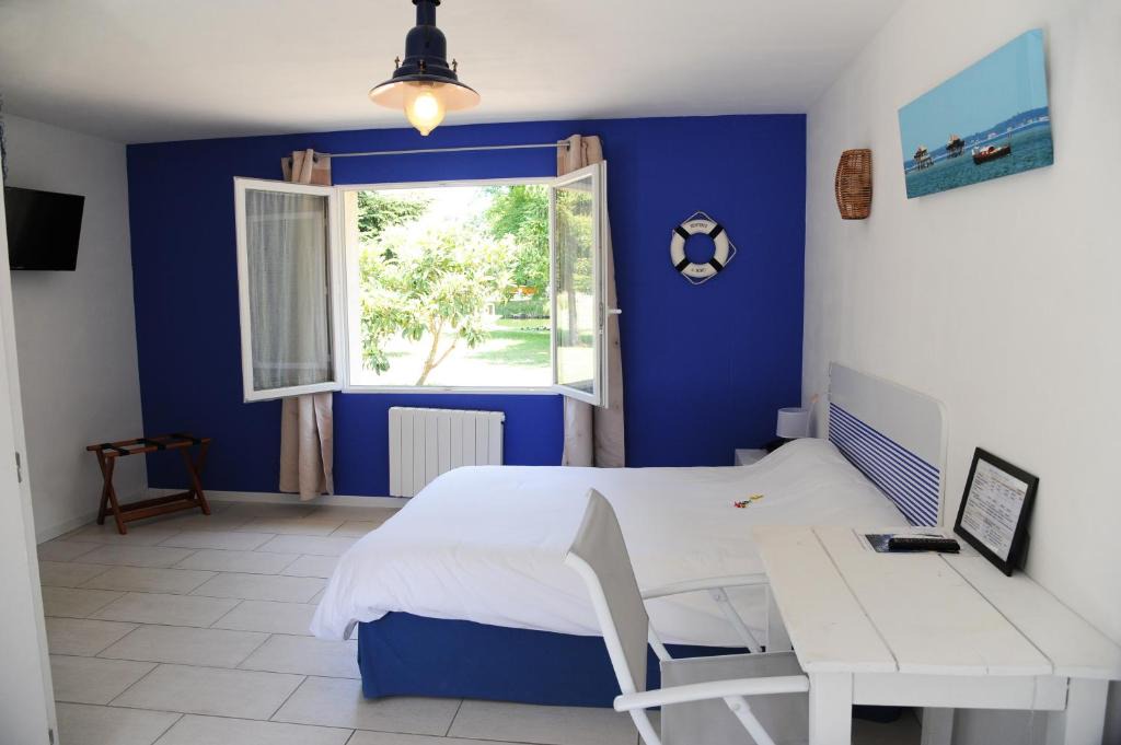 Etauliers Hotel | Hôtel Restaurant Le Relais de l'Estuaire
