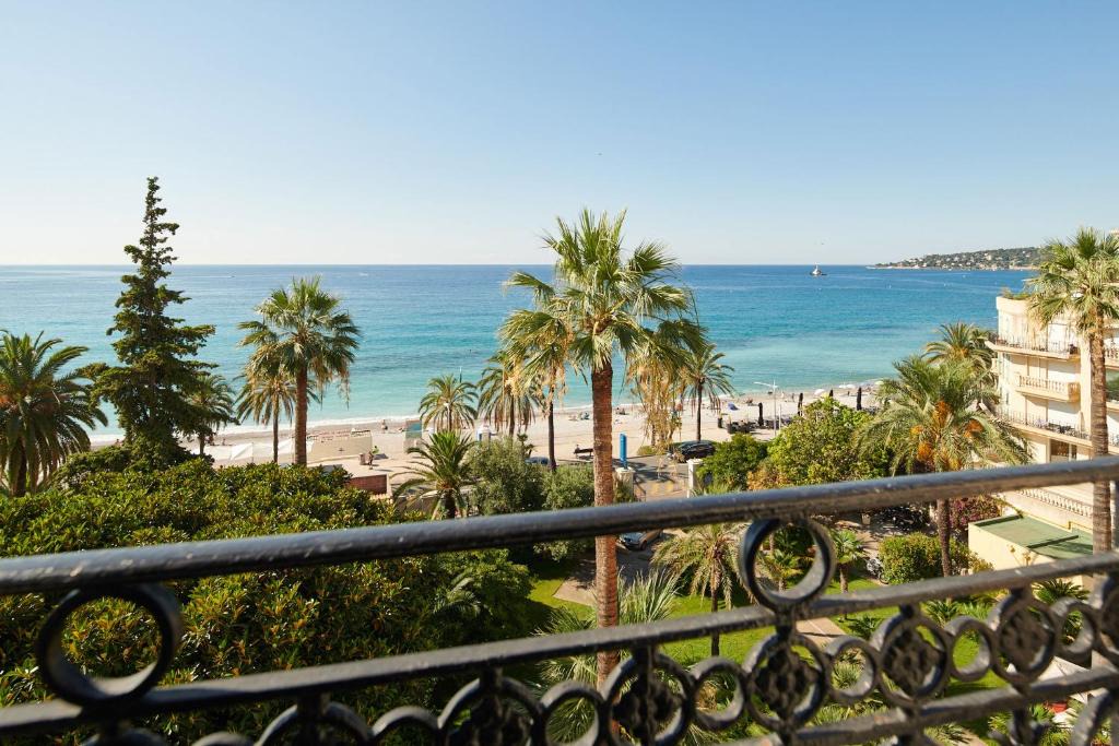 Menton Hotel | Hôtel Vacances Bleues Royal Westminster
