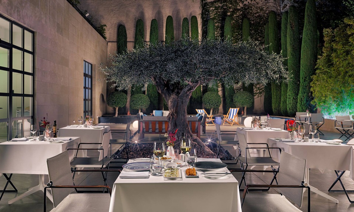L'Antiga Esquerra de l'Eixample Hotel | H10 Art Gallery